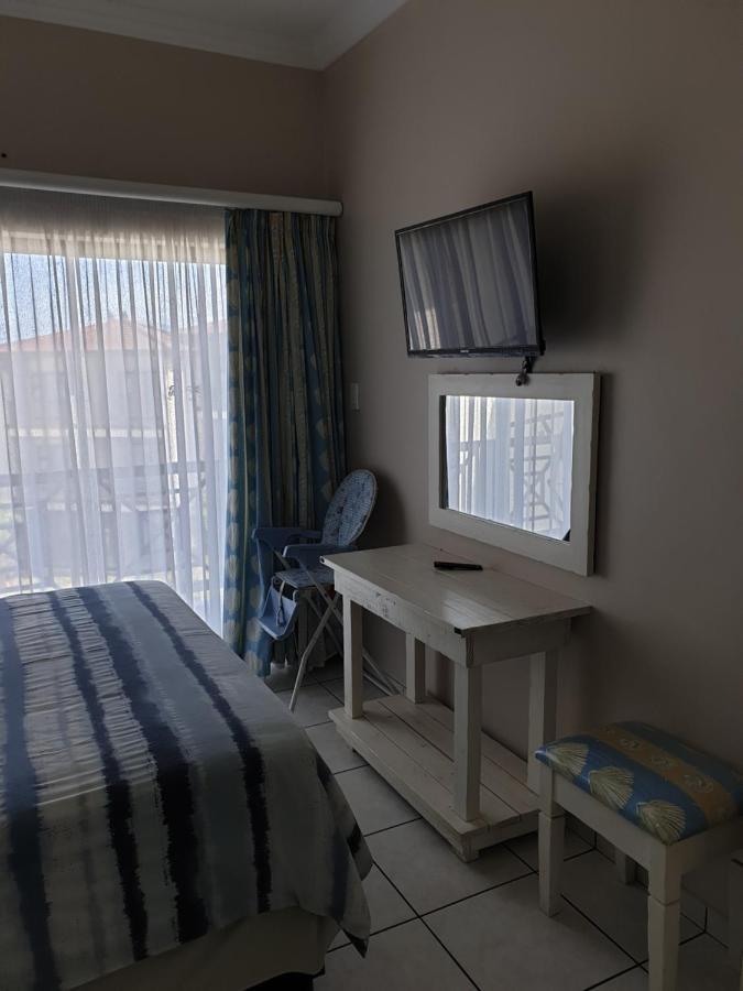 Topanga Holiday Home Uvongo Beach Eksteriør billede